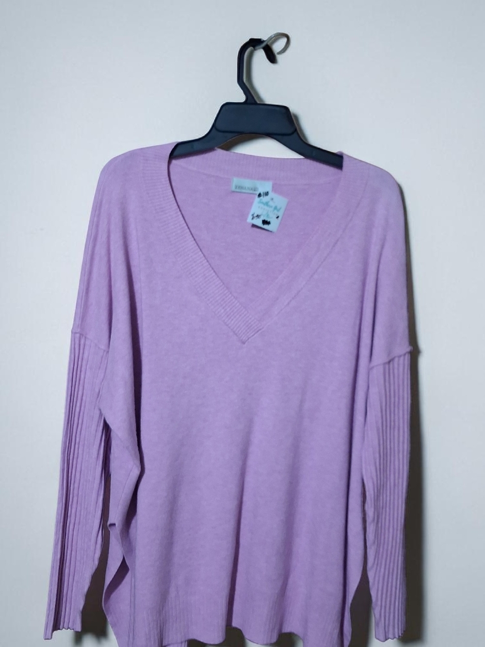 Zenana Outfitters Lavender Ribbed V-Neck Top